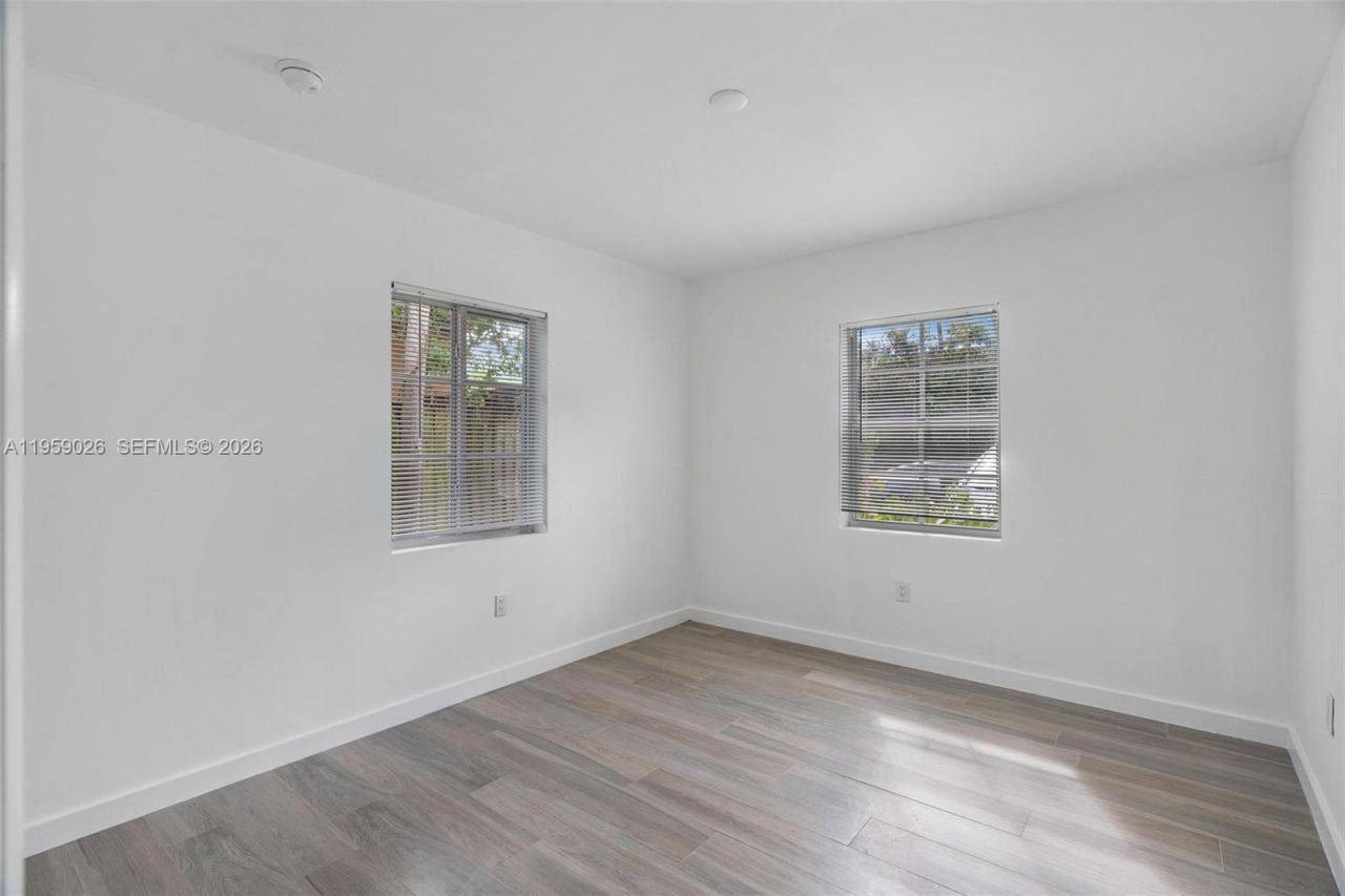 515 NE 67th St , Unit 2, Miami, FL 33138 Photo