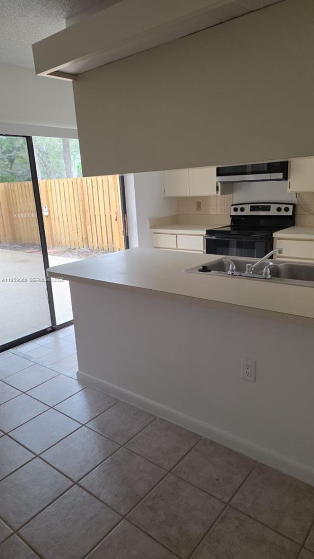 739 Mill Valley Pl, Unit 739, West Palm Beach, FL 33409 Photo