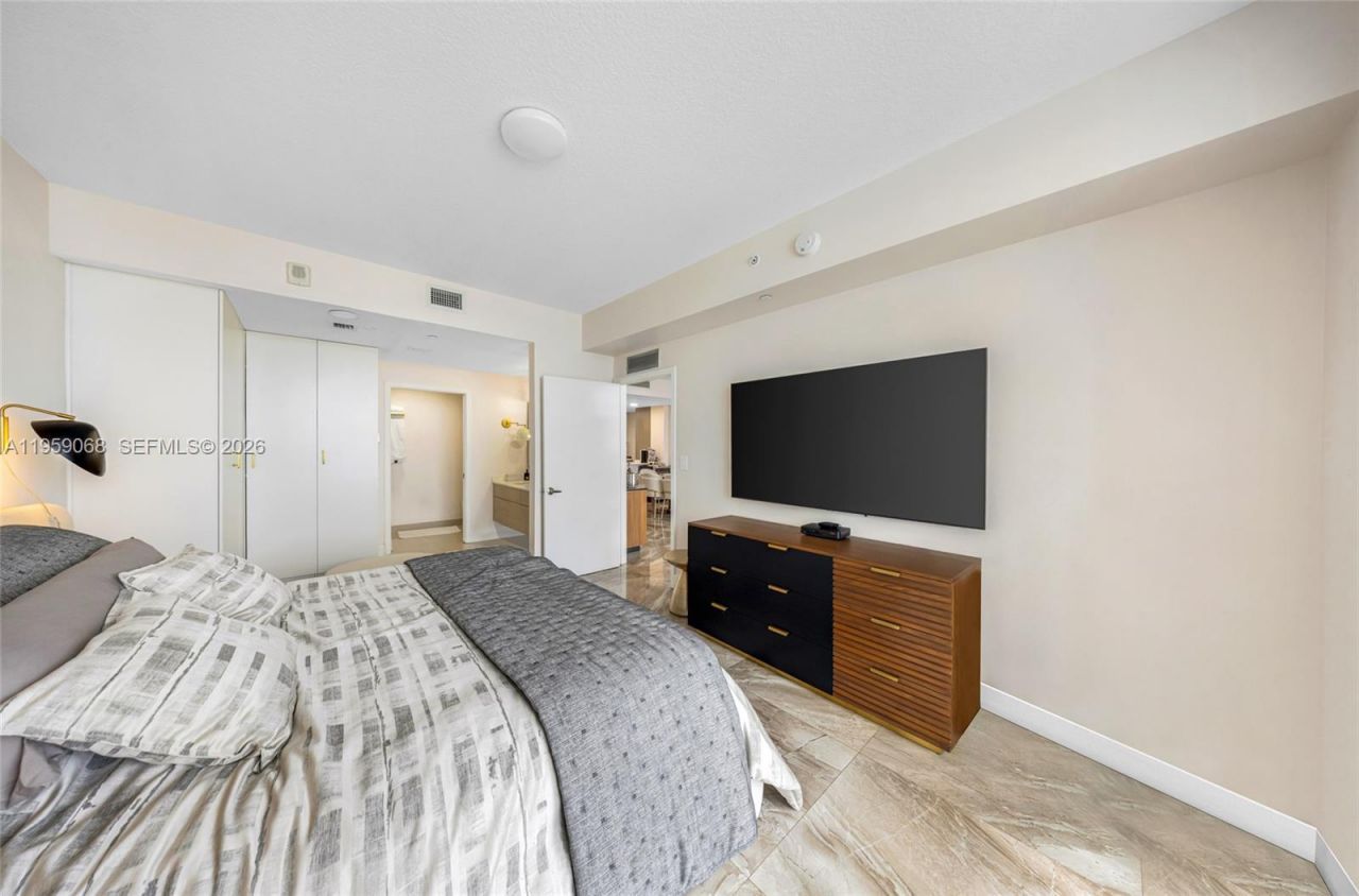 600 NE 27th St, Unit 1004, Miami, FL 33137 Photo