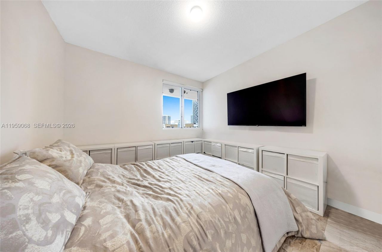 600 NE 27th St, Unit 1004, Miami, FL 33137 Photo