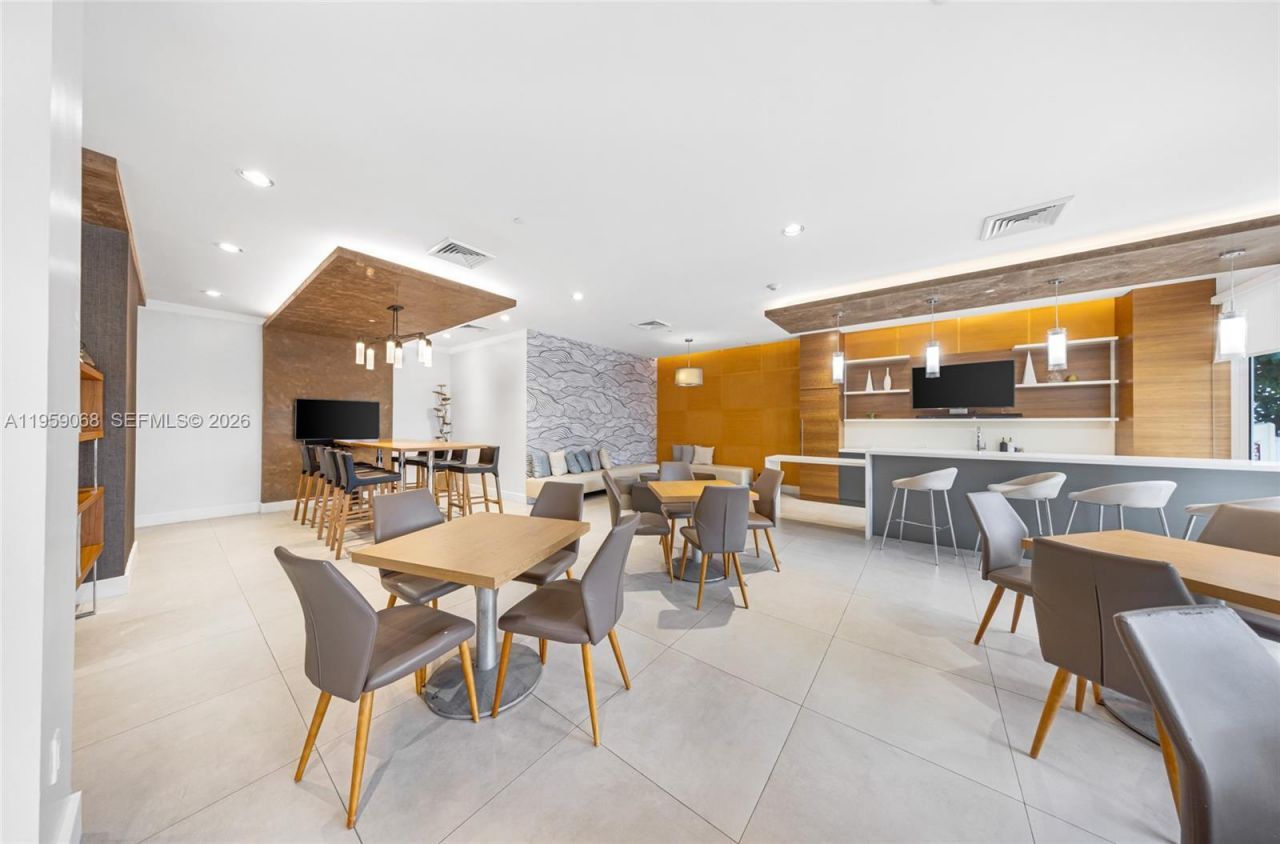 600 NE 27th St, Unit 1004, Miami, FL 33137 Photo