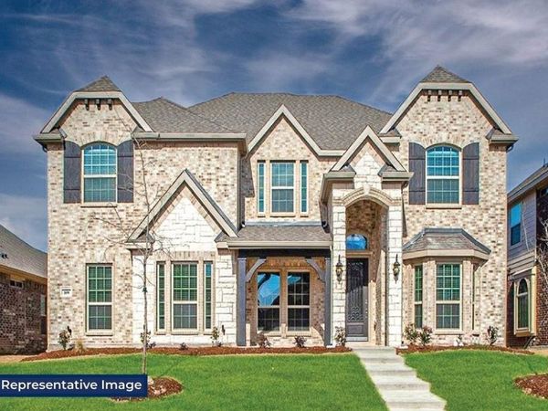 425 Newpark Boulevard, DeSoto, TX 75115