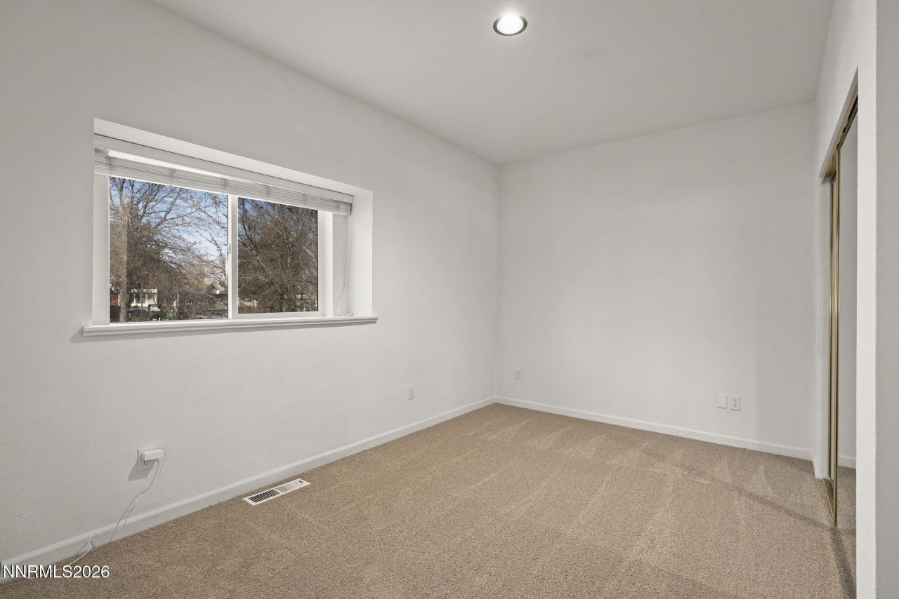 474 W Plumb Lane, Reno, NV 89509 Photo