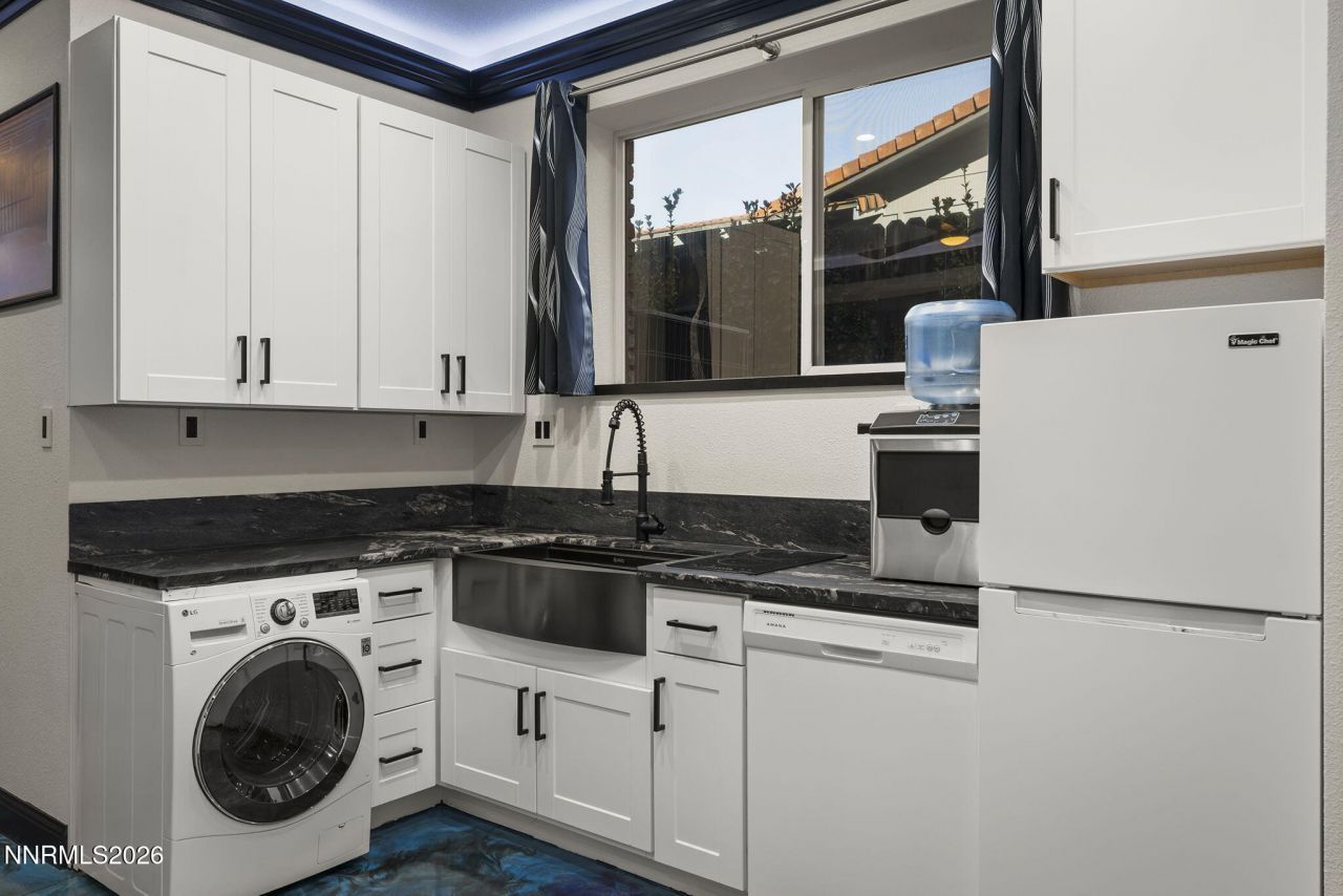 474 W Plumb Lane, Reno, NV 89509 Photo