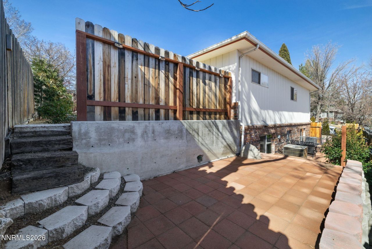 474 W Plumb Lane, Reno, NV 89509 Photo