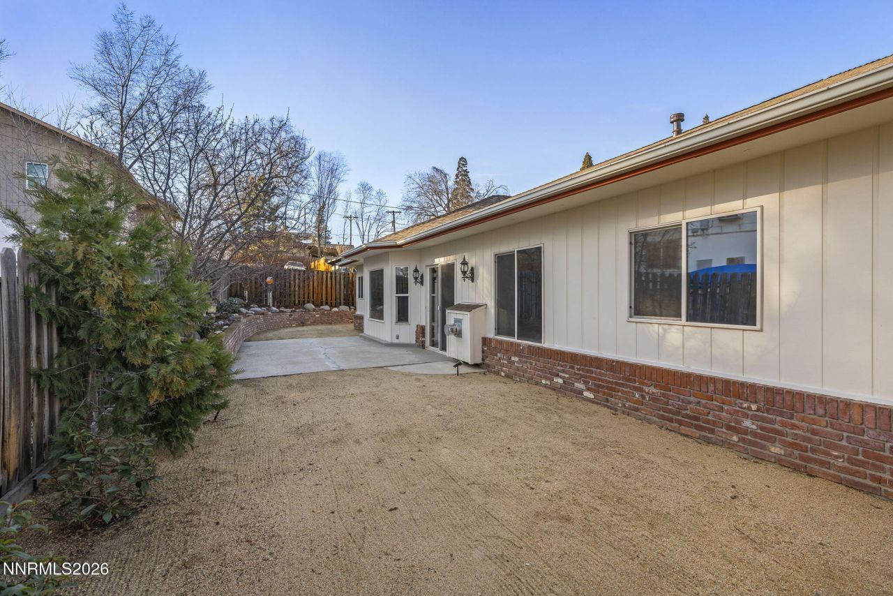 474 W Plumb Lane, Reno, NV 89509 Photo