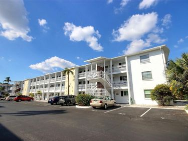 1631 LEISURE DRIVE, Unit M36, BRADENTON, FL 34207