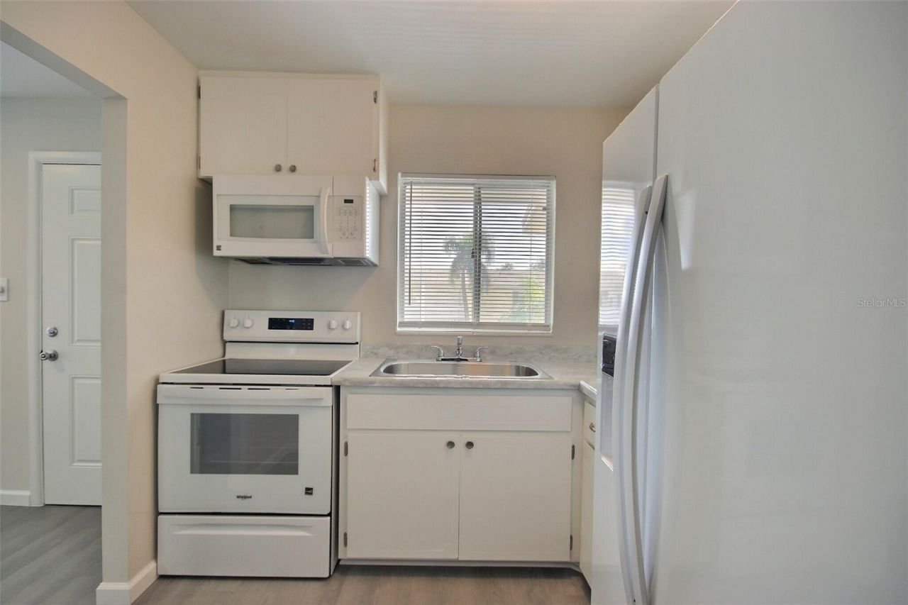 1631 Leisure Drive, Unit M36, Bradenton, FL 34207 Photo