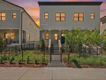 429 11TH AVENUE S, ST PETERSBURG, FL 33701