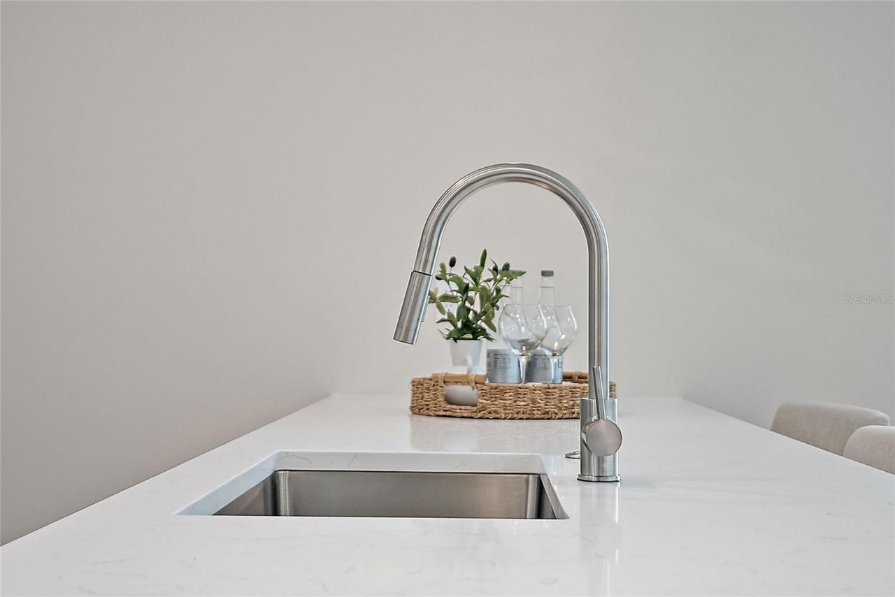 429 11th Avenue S, Saint Petersburg, FL 33701 Photo