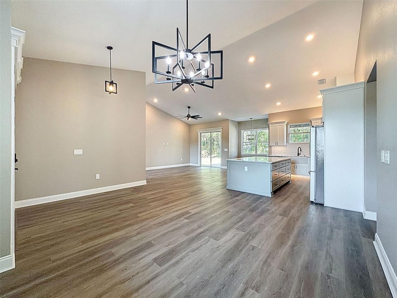 2407 Old Medulla Road, Lakeland, FL 33811 Photo