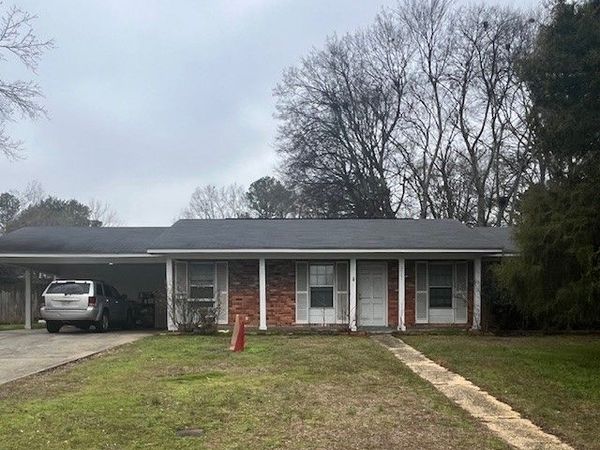 3202 33rd Avenue, Northport, AL 35476