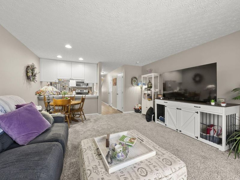 6682 Lagrange Drive, Unit 48B, Canal Winchester, OH 43110 Photo 4