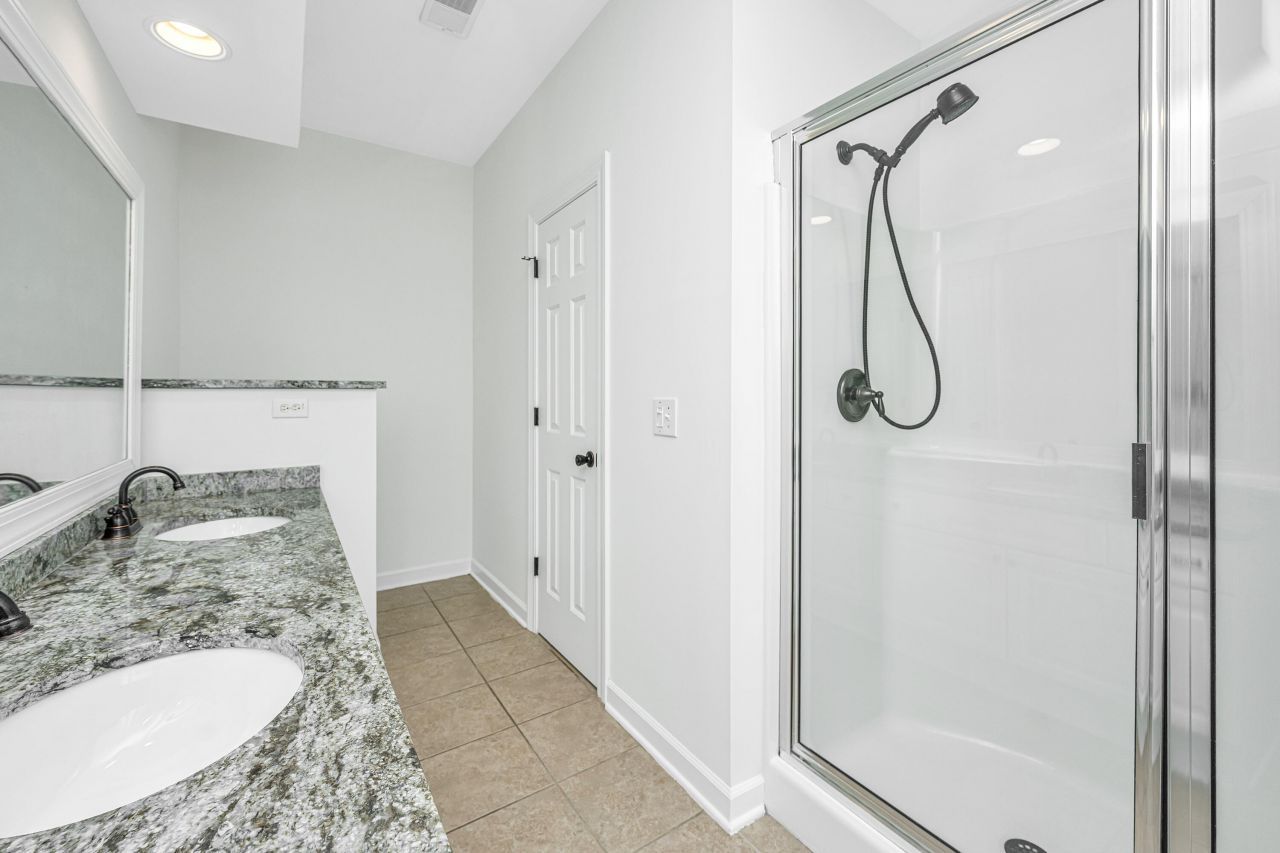 1476 Belcourt Lane Photo 17