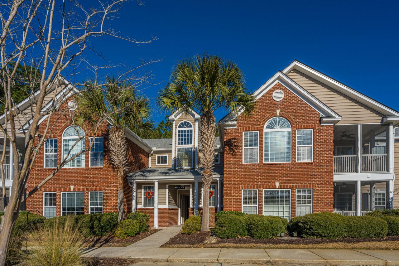 1476 Belcourt Lane Photo 2