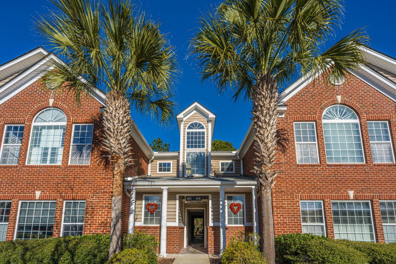 1476 Belcourt Lane Photo 3