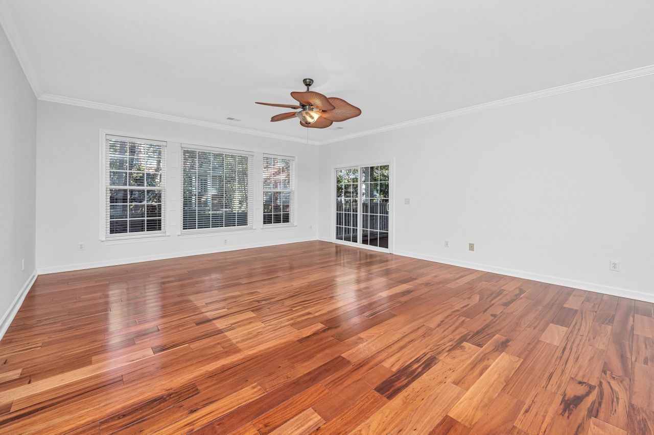 1476 Belcourt Lane Photo 5