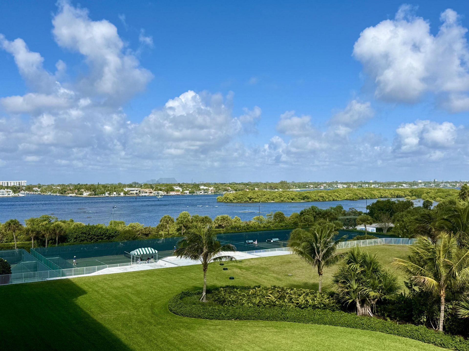 2100 S Ocean Boulevard, Unit 402n, Palm Beach, FL 33480 Photo