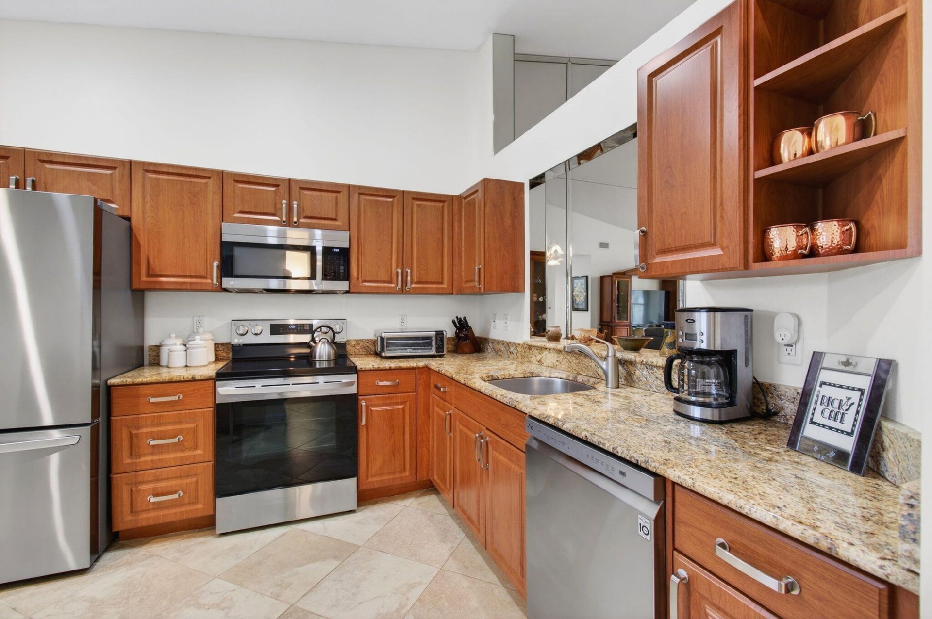 5876 Regal Glen Drive, Unit 203, Boynton Beach, FL 33437 Photo