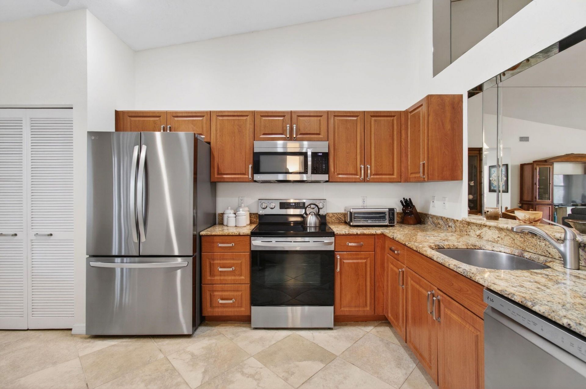 5876 Regal Glen Drive, Unit 203, Boynton Beach, FL 33437 Photo