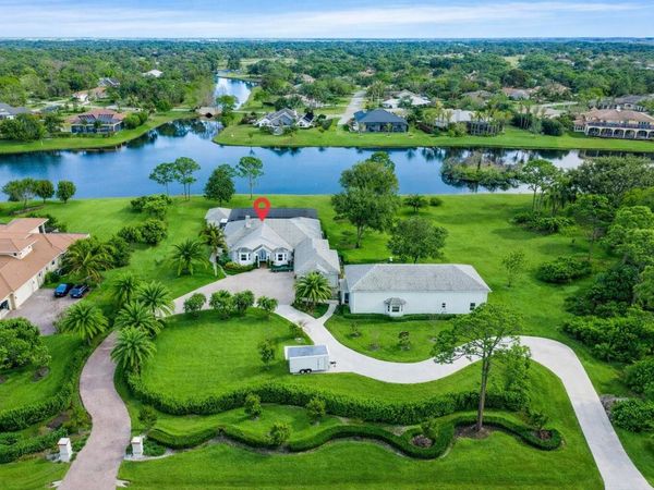 7833 Sabal Lake Drive, Port St. Lucie, FL 34986