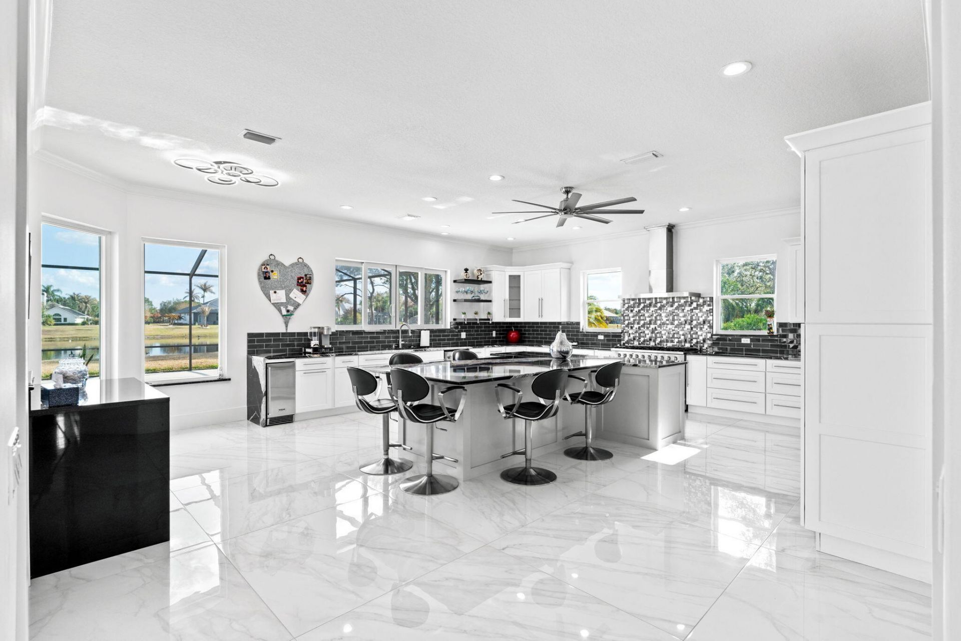 7833 Sabal Lake Drive, Port Saint Lucie, FL 34986 Photo