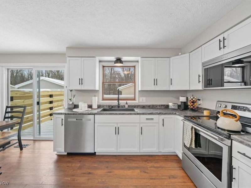 515 Taylor Avenue, Akron, OH 44312 Photo 17