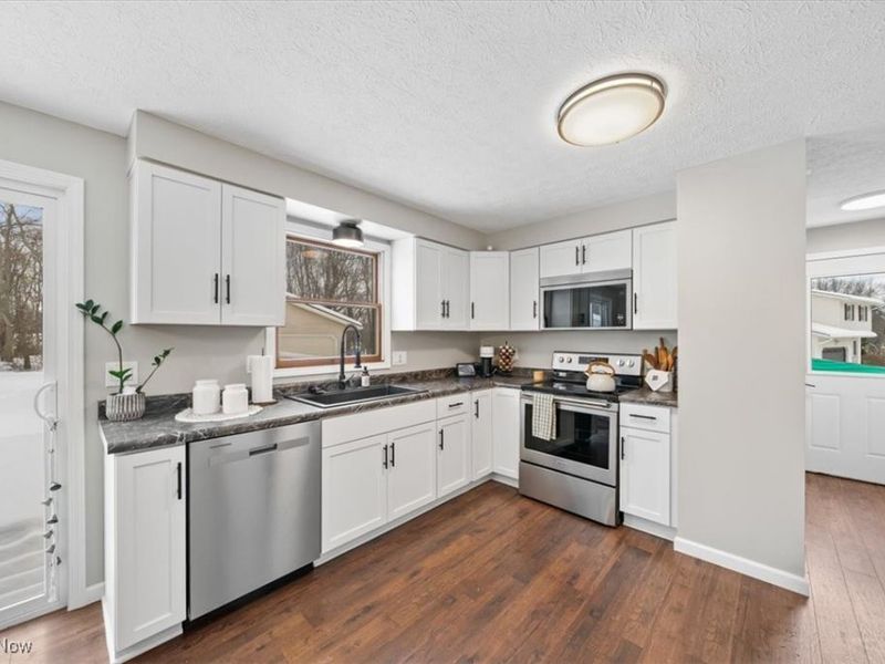 515 Taylor Avenue, Akron, OH 44312 Photo 19