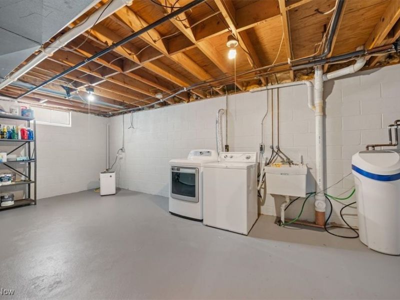 515 Taylor Avenue, Akron, OH 44312 Photo 32