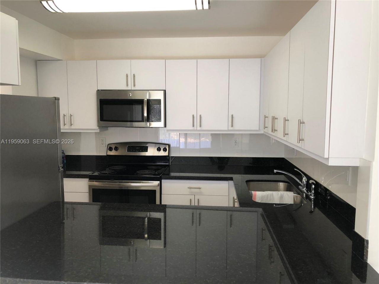 9301 SW 92nd Ave , Unit A408, Miami, FL 33176 Photo