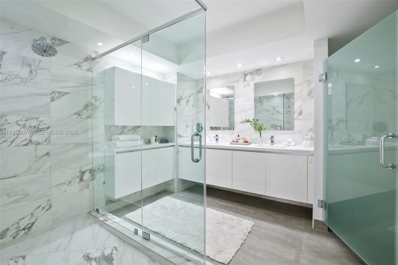 20281 E Country Club Dr, Unit 808, Aventura, FL 33180 Photo