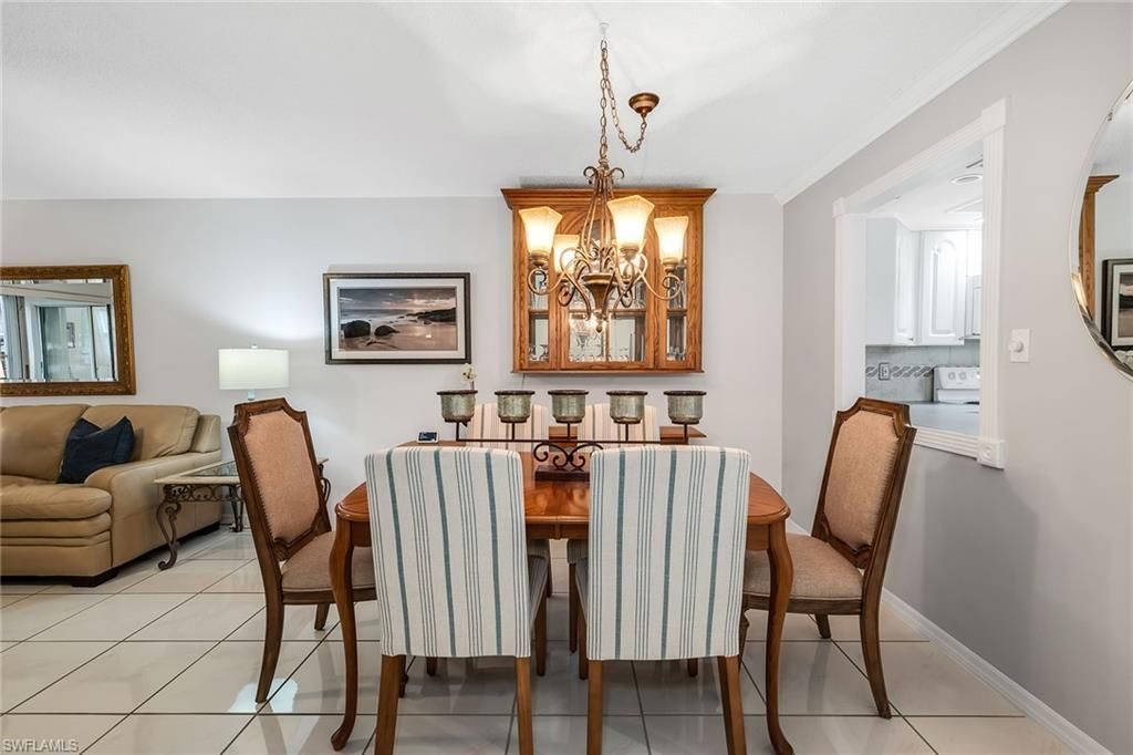 200 Valley Stream Dr, Unit 3B, Naples, FL 34113 Photo