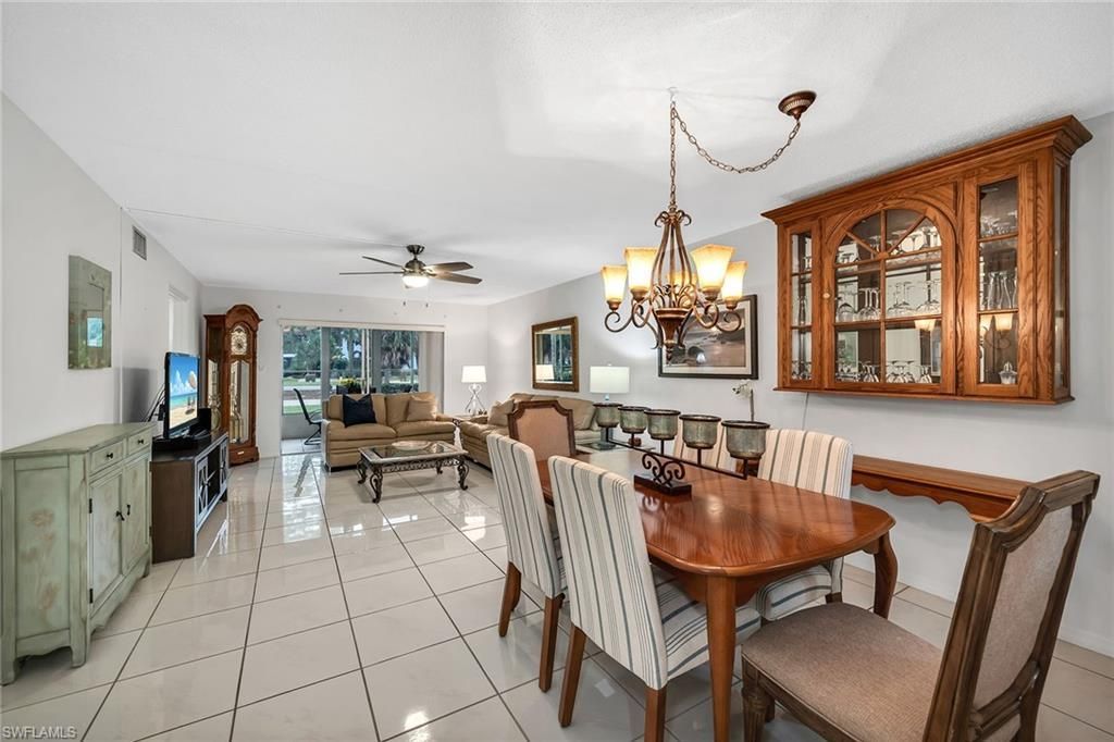 200 Valley Stream Dr, Unit 3B, Naples, FL 34113 Photo