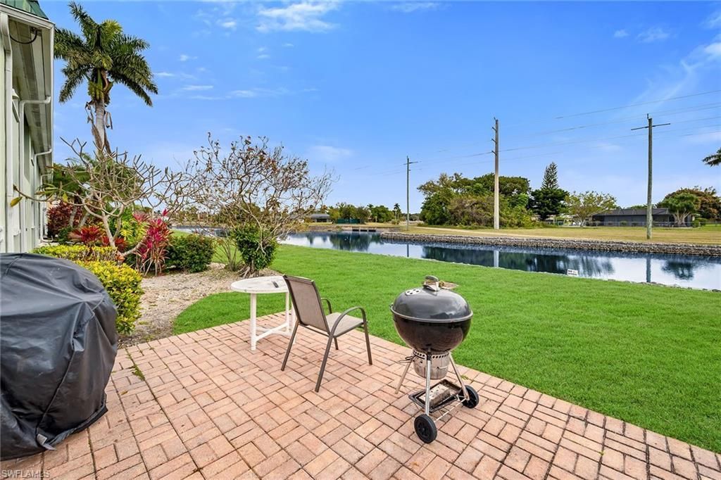 200 Valley Stream Dr, Unit 3B, Naples, FL 34113 Photo