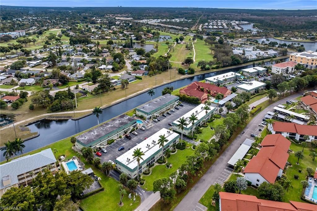 200 Valley Stream Dr, Unit 3B, Naples, FL 34113 Photo