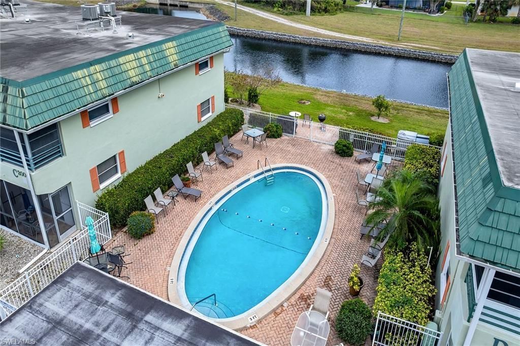 200 Valley Stream Dr, Unit 3B, Naples, FL 34113 Photo
