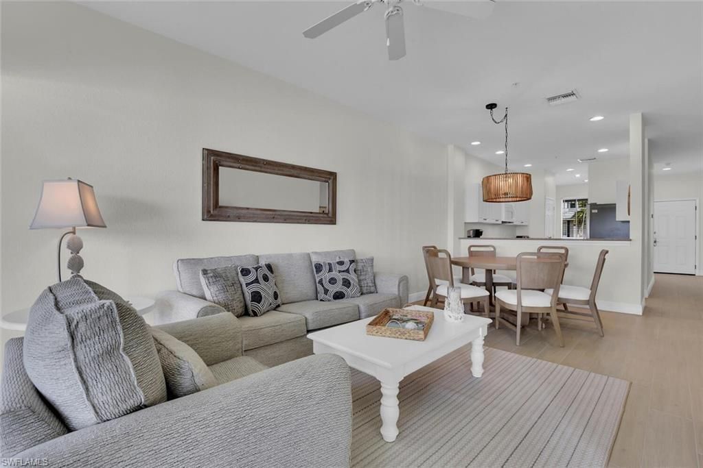 7925 Mahogany Run Ln, Unit 924, Naples, FL 34113 Photo