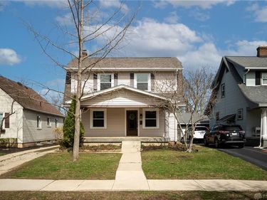 211 Triangle Avenue, Oakwood, OH 45419