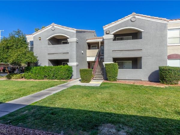 5055 W Hacienda Avenue, Unit 2017, Las Vegas, NV 89118