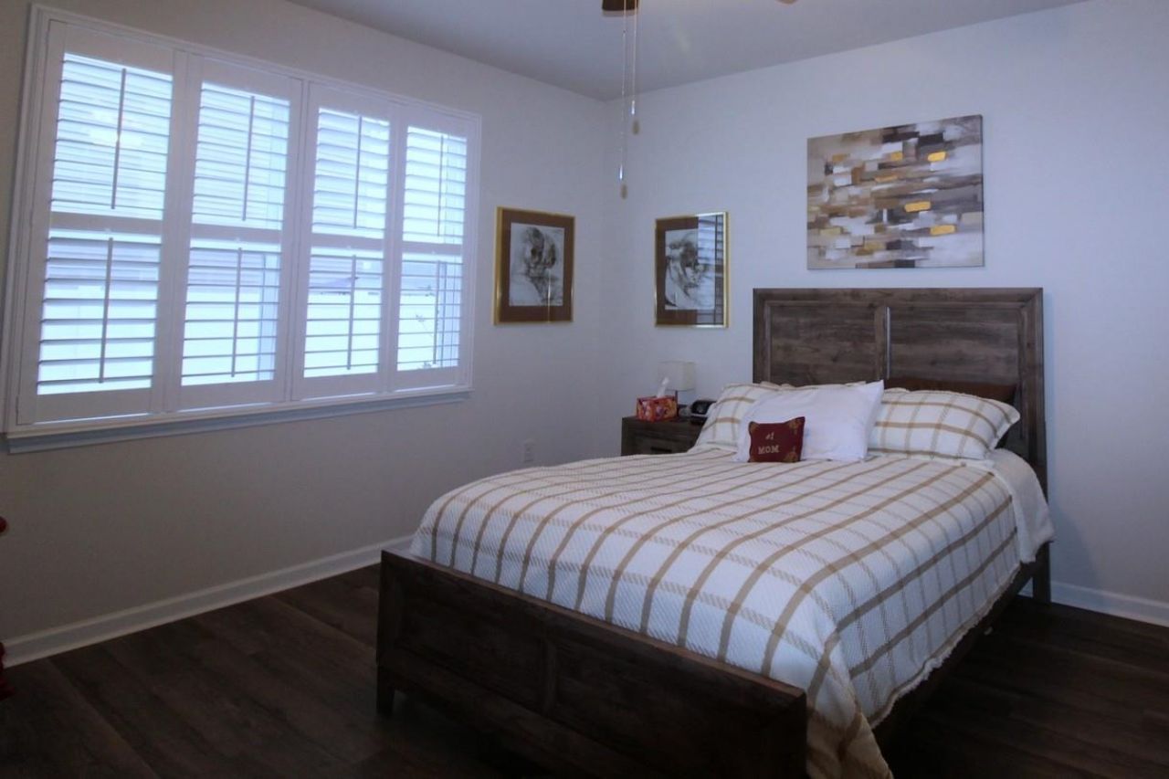 1061 Sennema Circle Photo 11