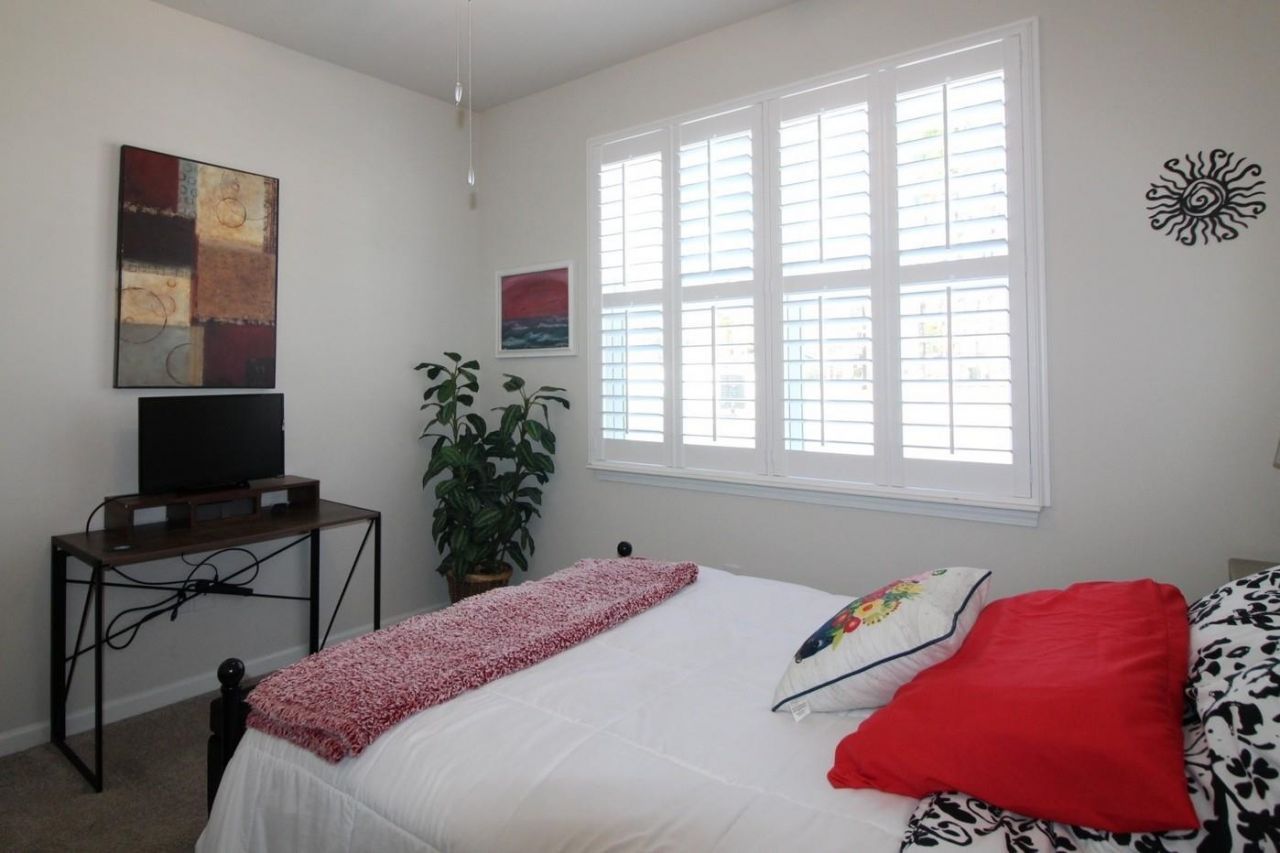 1061 Sennema Circle Photo 21