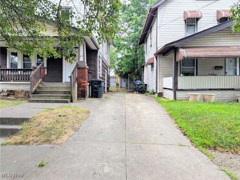 82 Detroit Street, Akron, OH 44305 Photo 4