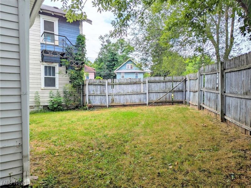 82 Detroit Street, Akron, OH 44305 Photo 5