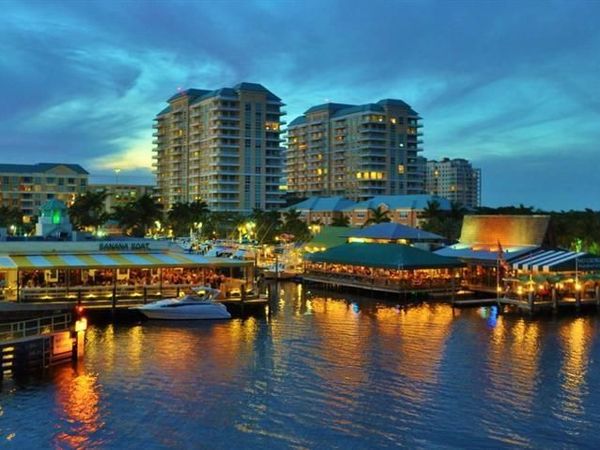 100 NE 6th Street, Unit 605, Boynton Beach, FL 33435