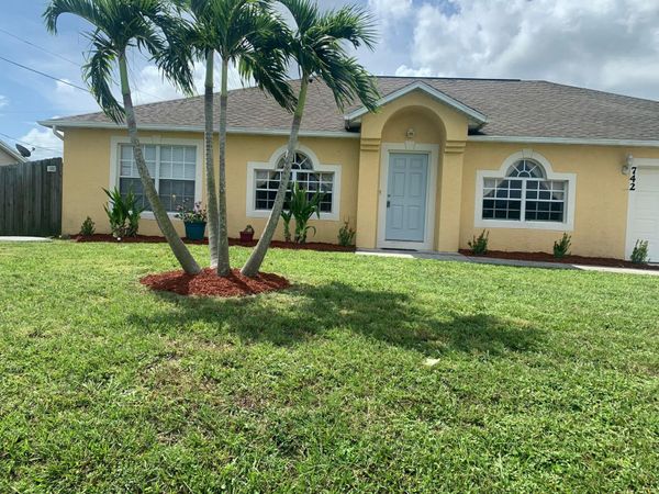 742 NW Placid Avenue, Port Saint Lucie, FL 34984