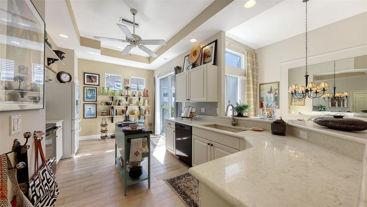 4062 Caddie Drive E, Bradenton, FL 34203 Photo