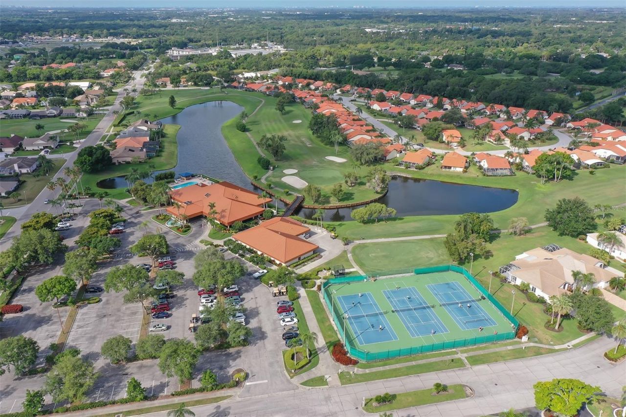 4062 Caddie Drive E, Bradenton, FL 34203 Photo