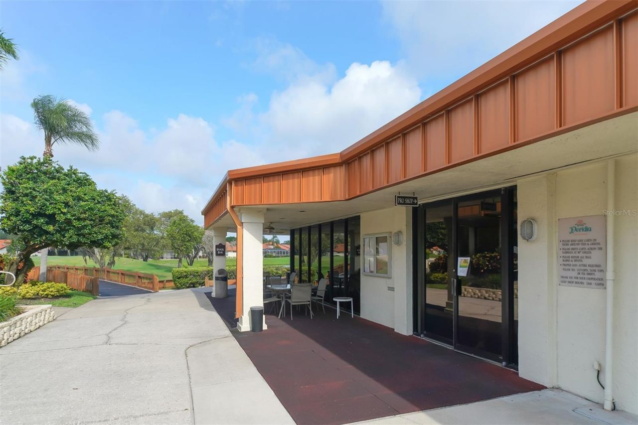 4062 Caddie Drive E, Bradenton, FL 34203 Photo