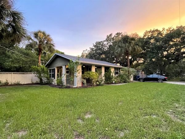 3202 W VILLA ROSA STREET, TAMPA, FL 33611