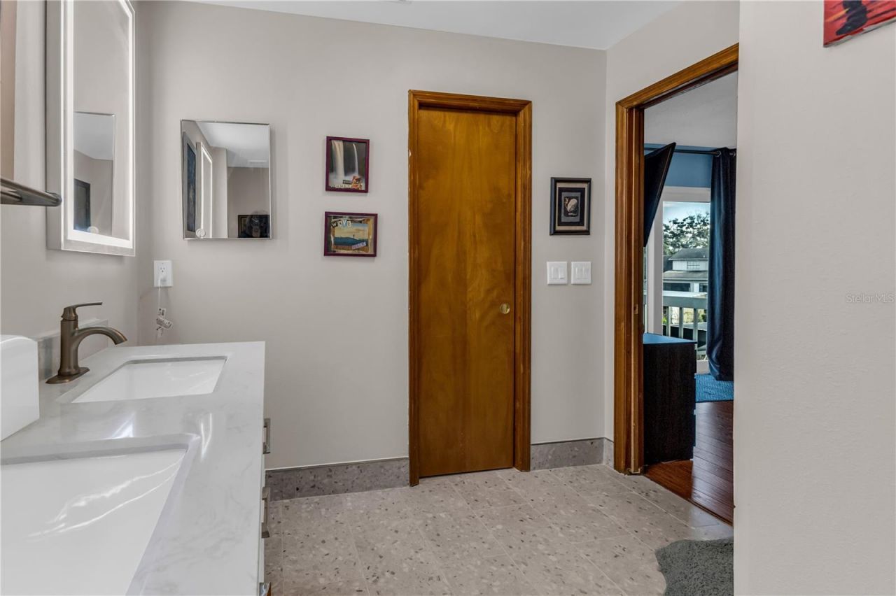 1035 Sirus Trail, Sarasota, FL 34232 Photo